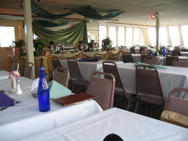 618x457 pixels (167K)