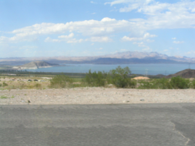 618x457 pixels (107K)