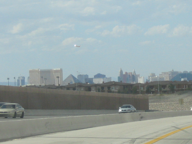 618x457 pixels (121K)