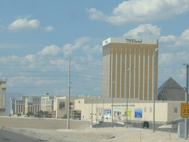 618x457 pixels (149K)