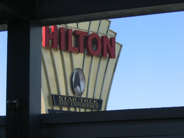 618x457 pixels (112K)