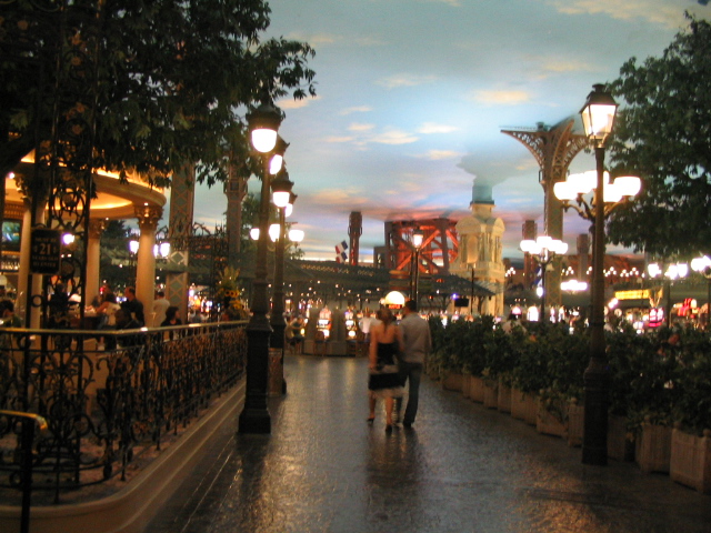 618x457 pixels (201K)