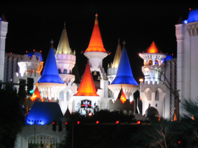 618x457 pixels (152K)